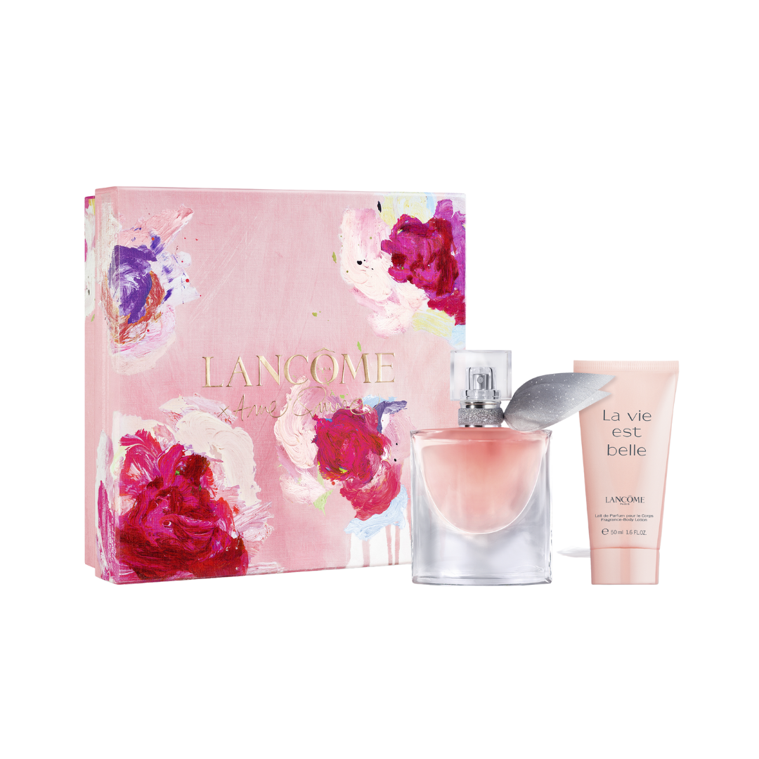 Lancome La Vie Est Belle EDP 30ml 2 Piece Gift Set with floral design on box