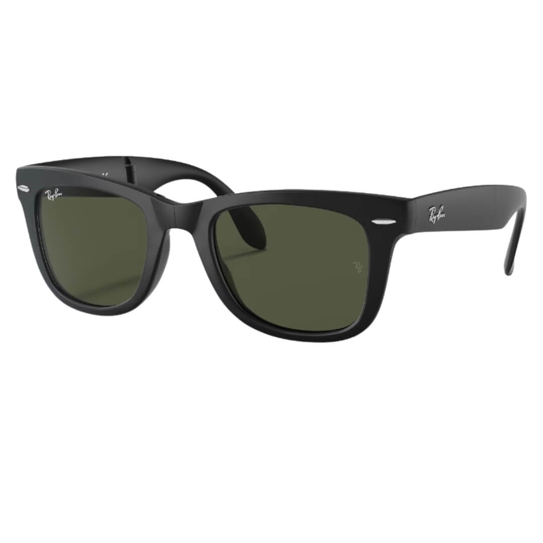 Ray-Ban Folding Wayfarer RB4105 601S 50 - Black Frame with Green Lens Front Left View