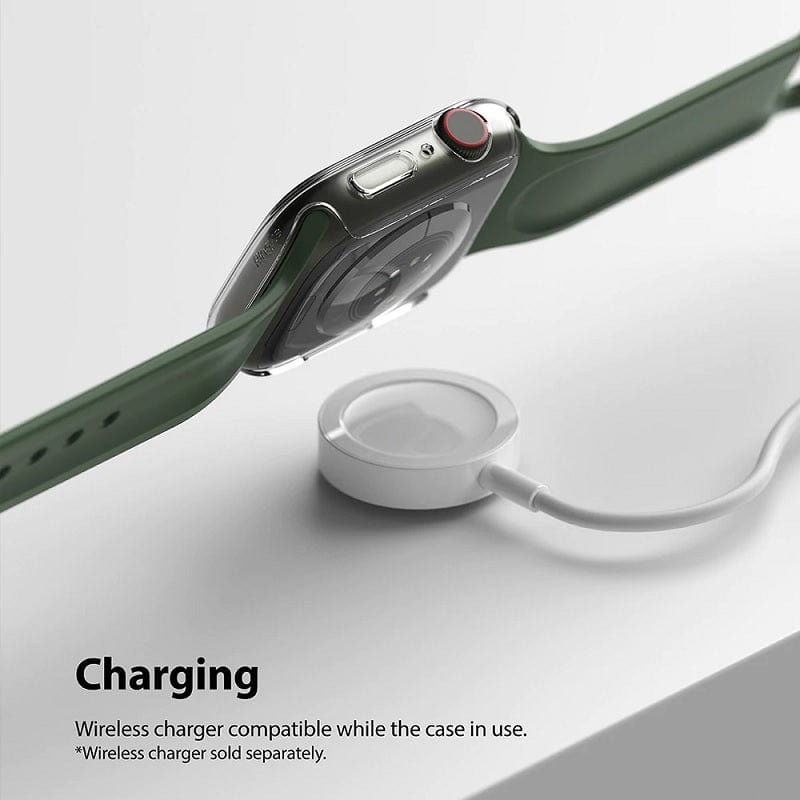 Enjoy wireless charging convenience even with the case on your Apple Watch 7 45mm