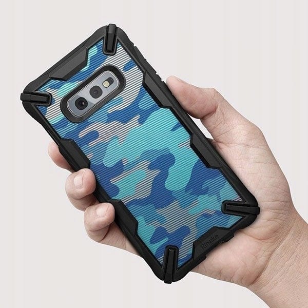 Discover our rugged Camo Blue case for the Galaxy S10e. Built tough for durability and style, it offers strong protection for your device